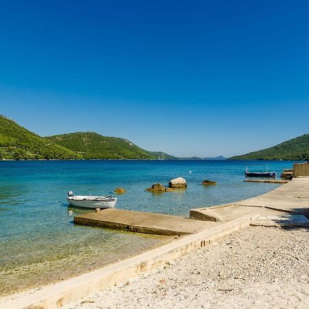 Holiday Home Barbara สตอน ภายนอก รูปภาพ